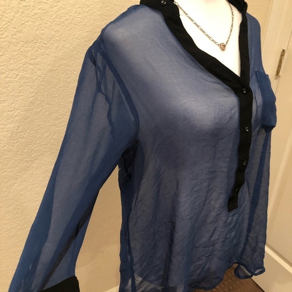 Cute Classy Vera Wang Sheer Button Up - Picture 2 of 5